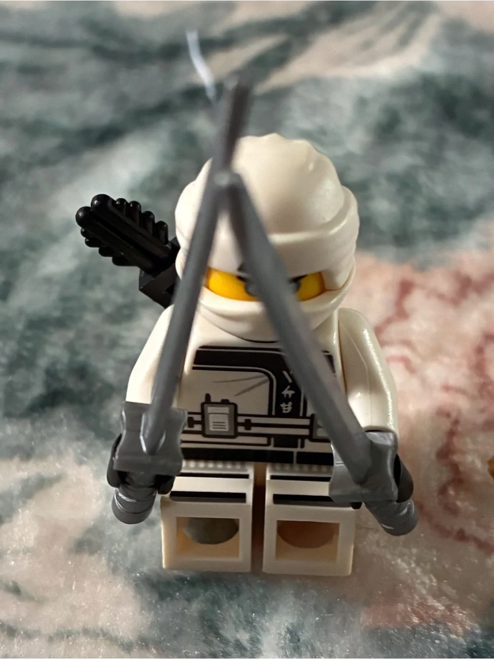 White Ninja Minifigure with Dual Silver Swords - Kids Action Toy
